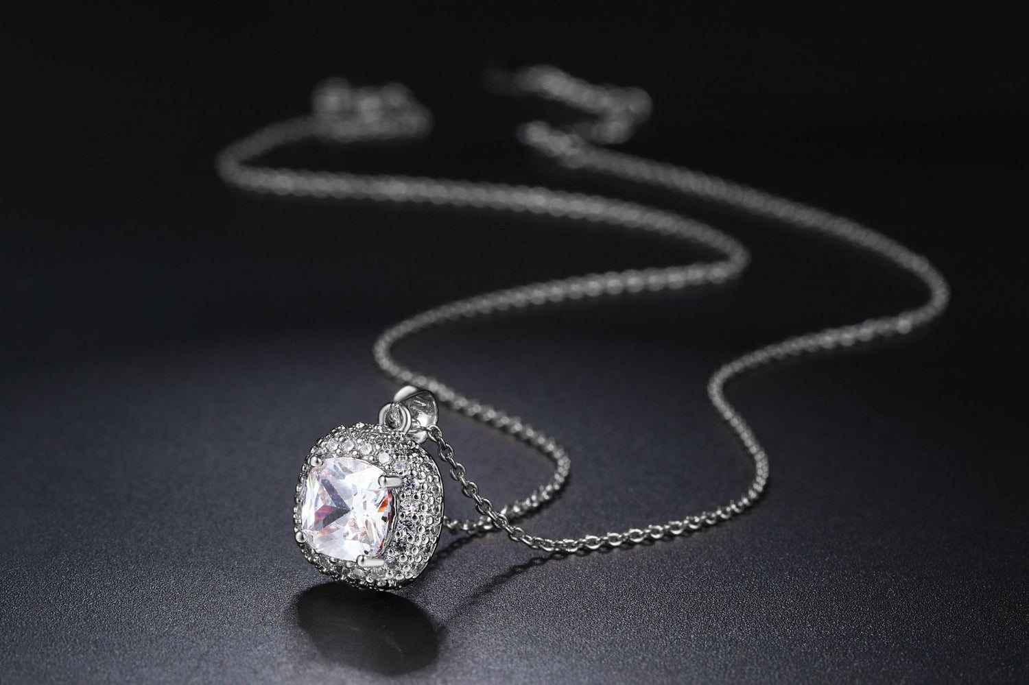 Trendy Square Chain Women&