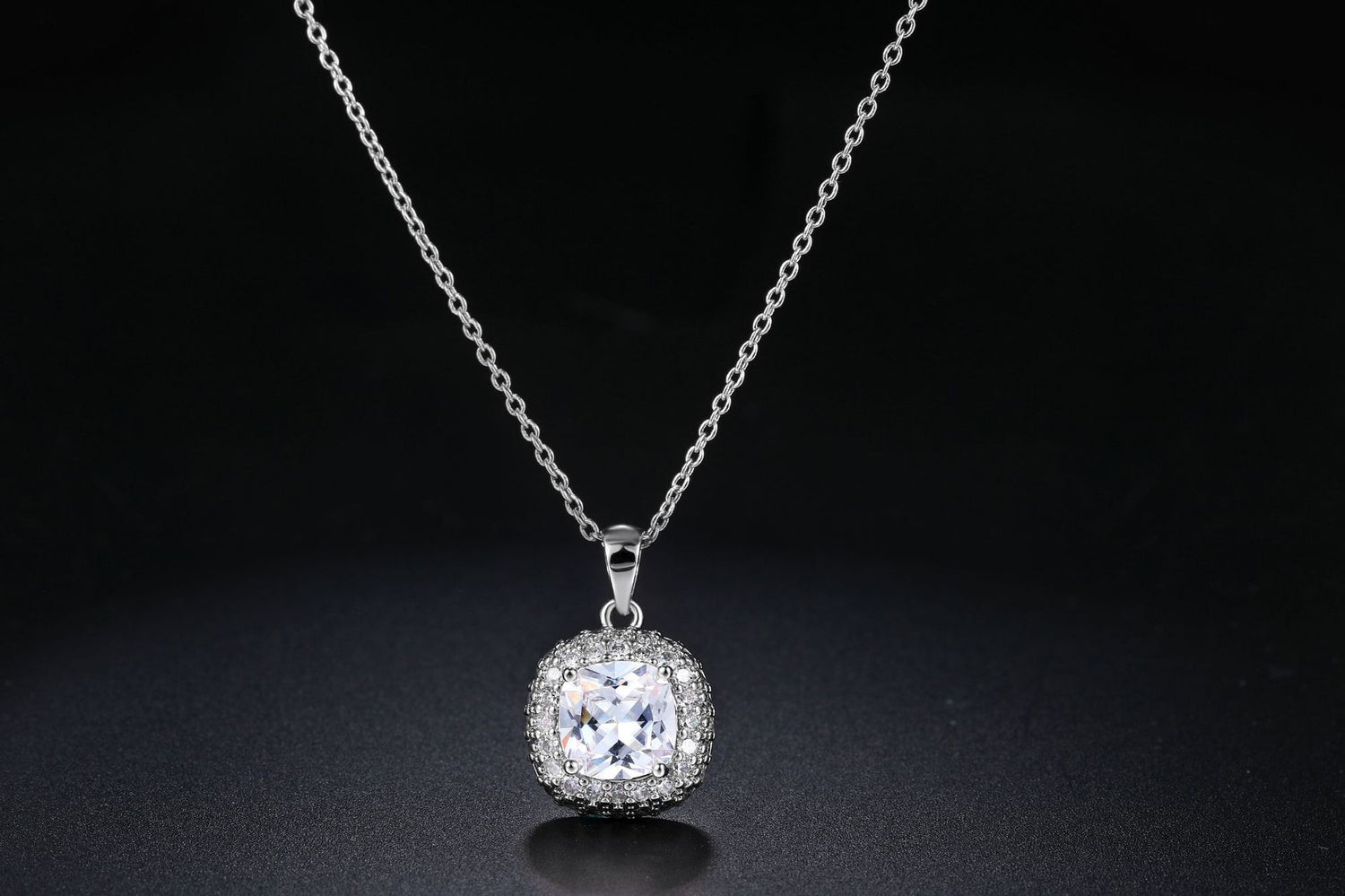 Trendy Square Chain Women&